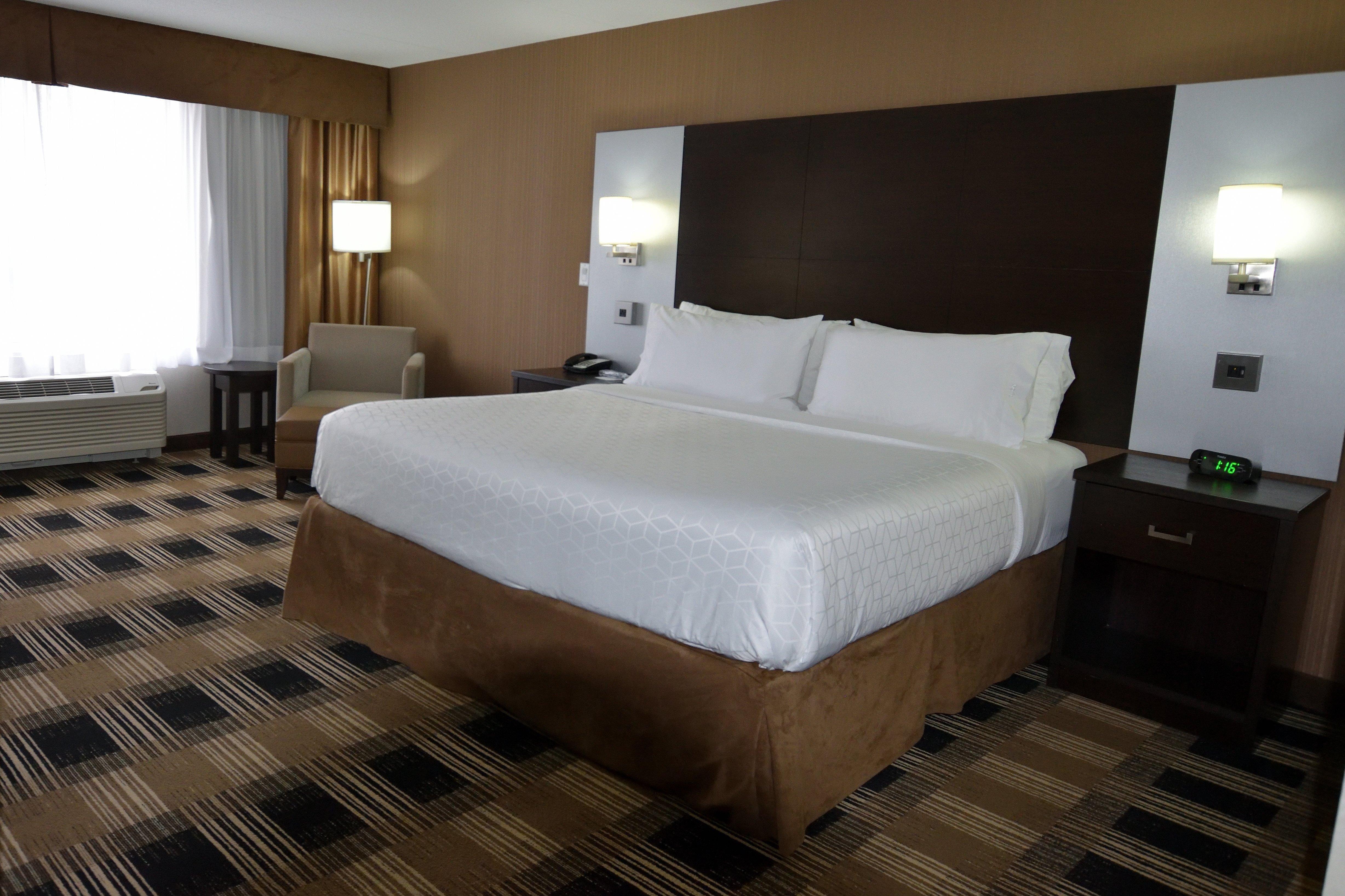 Holiday Inn Express & Suites Ottawa East-Orleans By Ihg Exterior foto